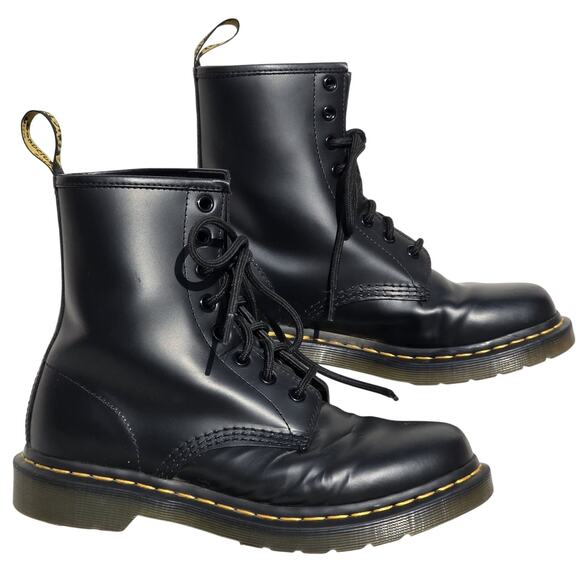 Dr Martens Black Leather Lace Up Airware 11821 Retail $238 Sz Women 8 - Picture 1 of 7